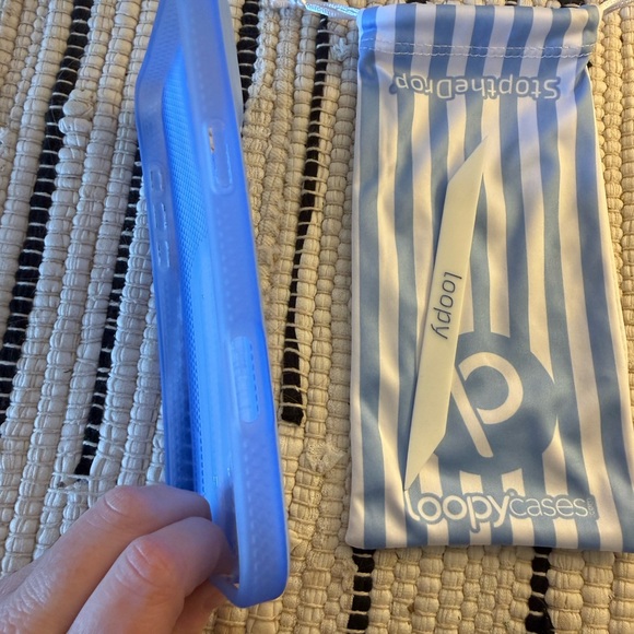 Loopy Case Sky Blue and White Striped Phone Cover - Picture 4 of 4